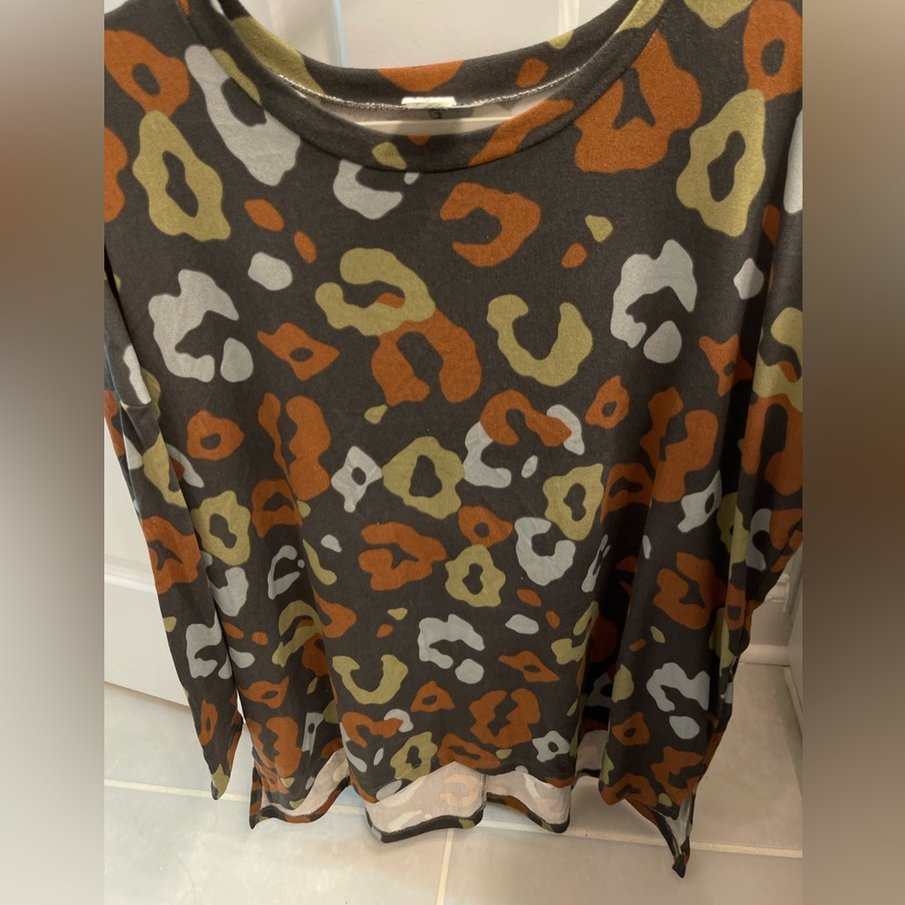 Sew in Love Leopard Design Tunic “Weekender” Top NWOT
